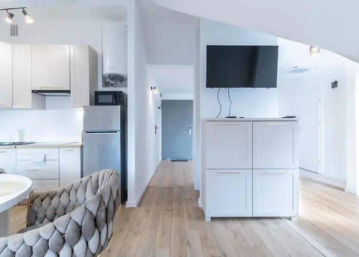 Azarentier4 Apartamento Poznan