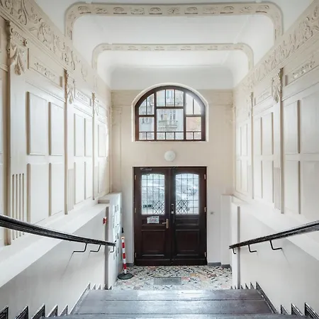 Azarentier4 Апартаменты